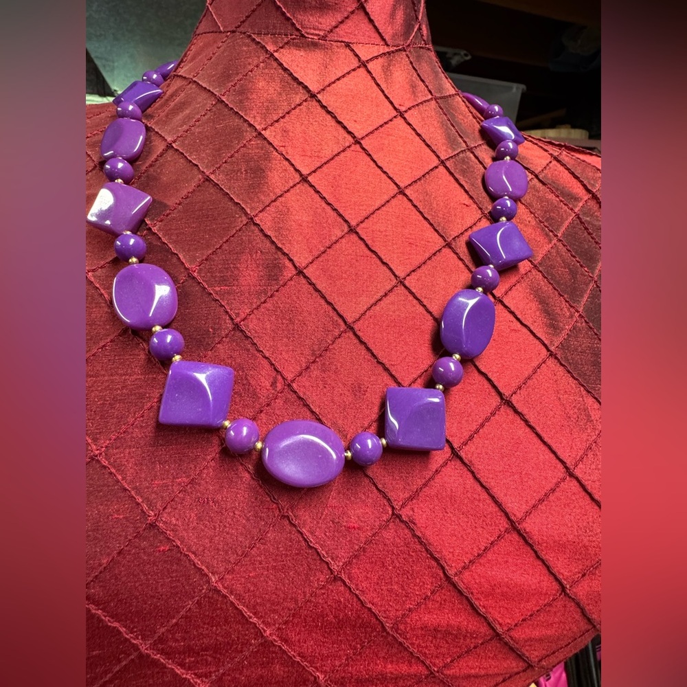Very 80s purple beaded necklace